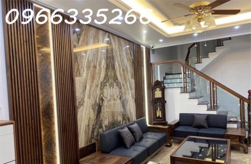 Bán nhà phố Nguyển Chánh, 39M2, Giá 14,2 Tỷ, Nhà đẹp, Thang Máy