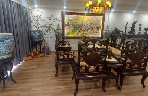 Hiếm!Bán nhà đẹp Vương Thừa Vũ, ô tô tránh, sổ A4 , 140m2x3T, 2x tỷ