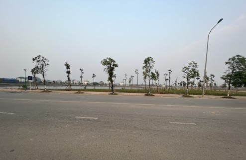 Bán lô biệt thự Nam Vĩnh Yên view hồ giá chỉ 2xtr/m2. LH 0865566675