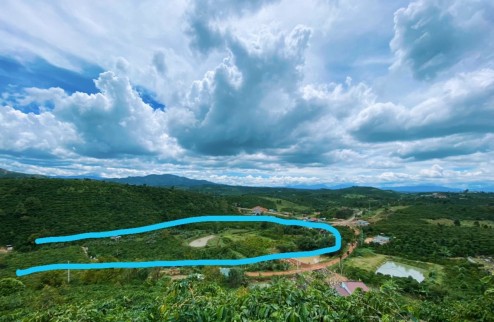 Chính chủ cần bán lô đất 9.120 m2, giá 360.000/m2, vị trí đắc địa ngay huyện Di Linh. MG1%