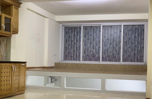 Mua bán nhà Nhật Tảo, Đông Ngạc, Bắc Từ Liêm, hàng xóm ciputra - 40m2 x 5 tầng - 5.5 tỷ.