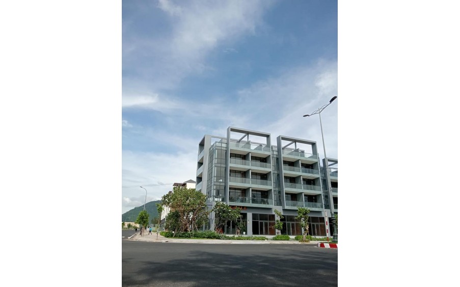 Siêu phẩm Shophouse mặt biển duy nhất trên con đường Độc Lập đắt giá nhất TP Tuy Hòa sở hữu chỉ từ 6,8 tỷ/căn