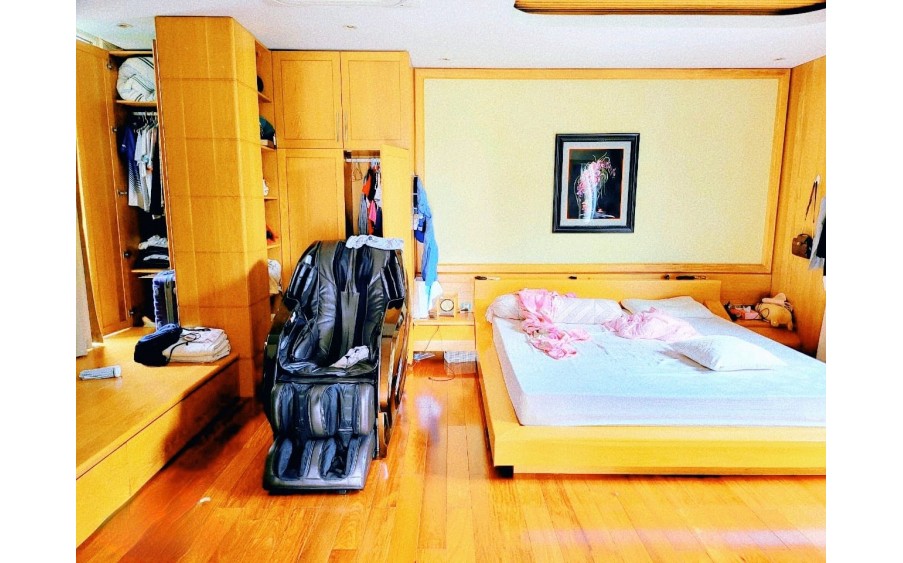 Biệt Thự Siêu Vip Quận Hoàng Mai, Lô Góc phố Nguyễn Đức Cảnh 140m x 4T x Mt 22m. Giá 28 Tỷ.