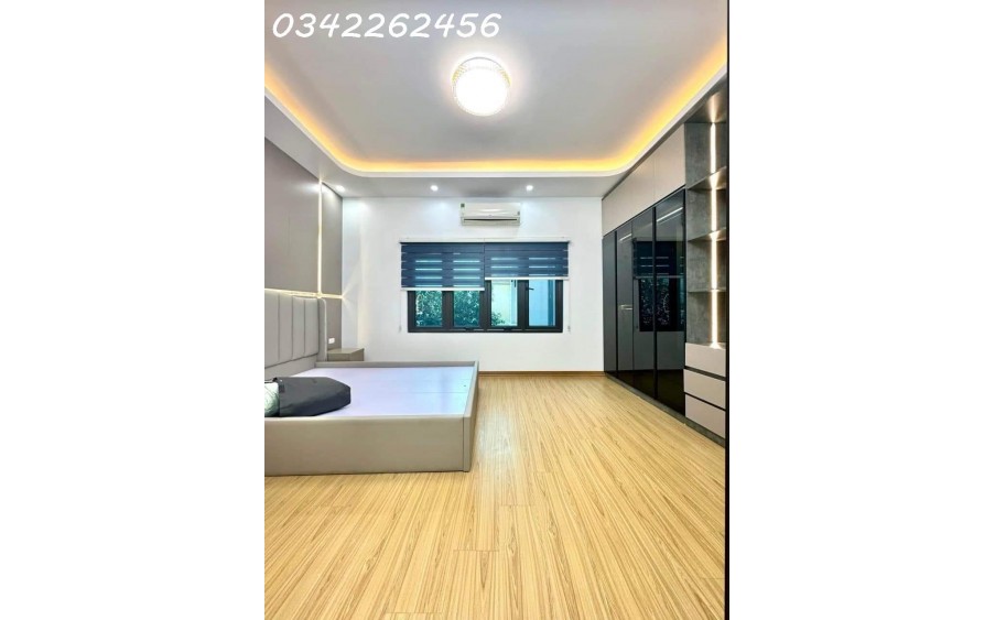 Bán Nhà Phố Quan Nhân, Thanh Xuân, Diện Tích 30m2, 4 Tầng Mới Tinh, MT 5m, Chỉ 5 Tỷ.