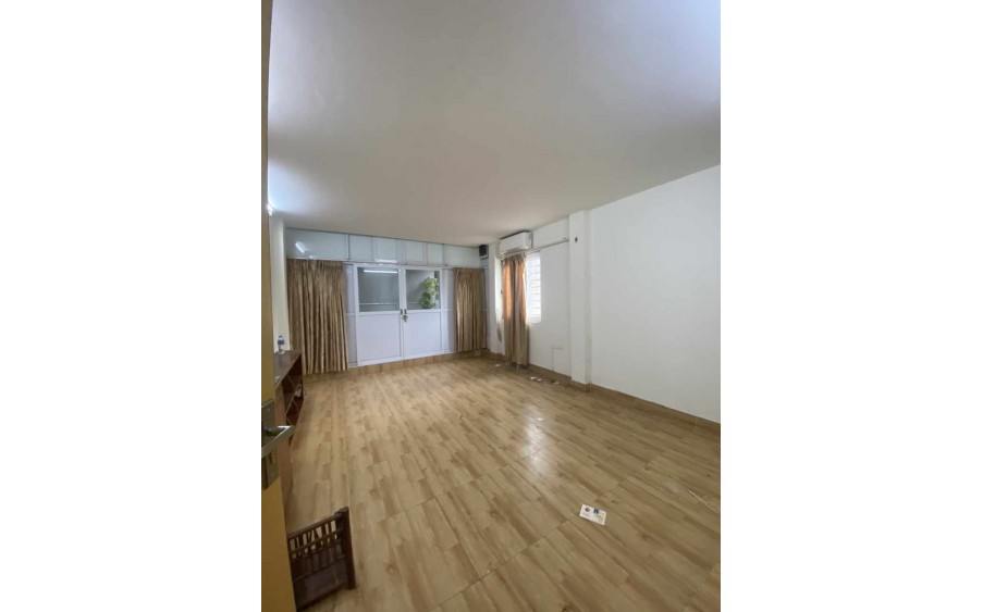 Bán Nhà Ba Đình 43m x 6 Tầng Mt 4m Ngõ rộng 10m ra mặt phố 3 Thoáng Nhỉnh 10 Tỷ.