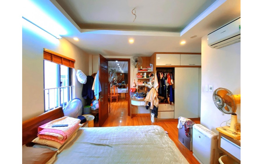 Siêu Phẩm Hoàn Kiếm, Mặt phố Hàng Bạc 140m x 5T. Giá 83 tỷ.