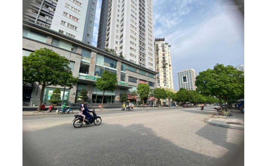 Cho thuê văn phòng DT 330m2 thông sàn cực đẹp tại tòa Green Park giá rẻ nhất KĐT Yên Hòa, Cầu Giấy