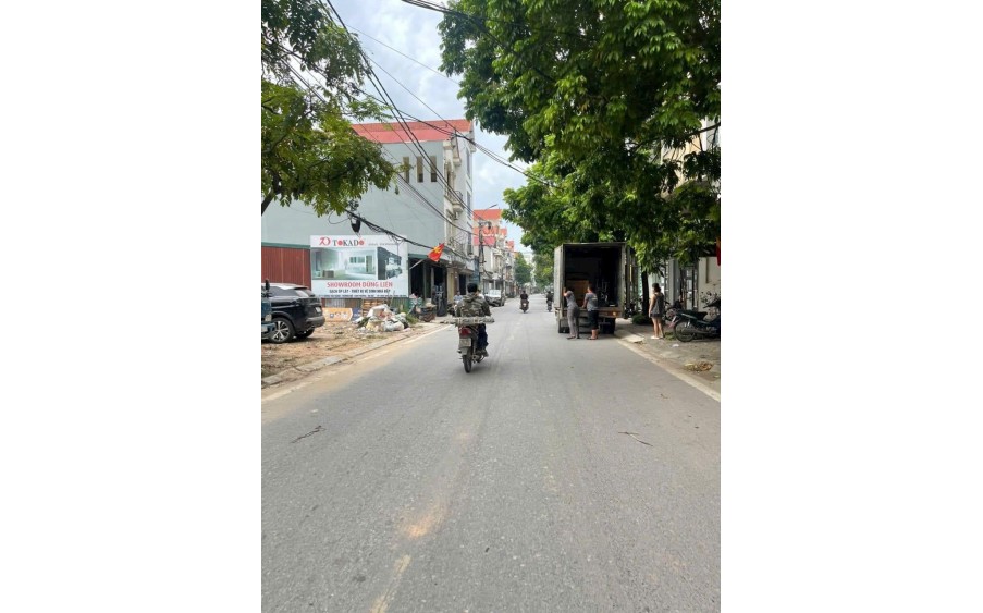 CHÍNH CHỦ BÁN NHANH LÔ ĐẤT TRỤC CHÍNH KINH DOANH ĐƯỜNG NHỰA TẠI HÀ NỘI GIÁ CHƯA TỚI 1 TỶ 0973851566