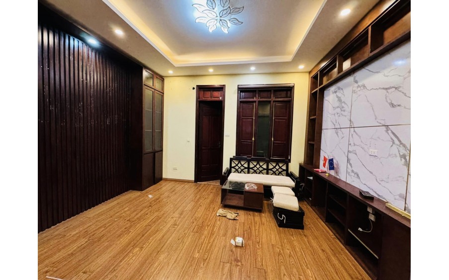 CỰC HIẾM! PHÂN LÔ LÊ TRỌNG TẤN, THANH XUÂN - OTO TRÁNH, NGÕ THÔNG - Ở KẾT HỢP VĂN PHÒNG