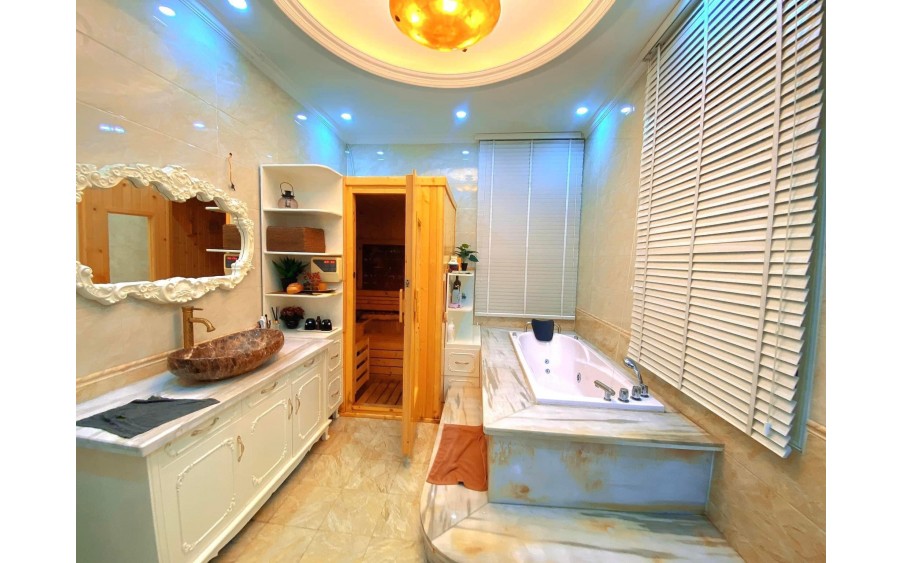 (VIEW HỒ) Bán biệt thự ngõ 10 Vọng Thị 155mx4T OTO TRÁNH mặt tiền khủng hơn 30 ty Tây Hồ