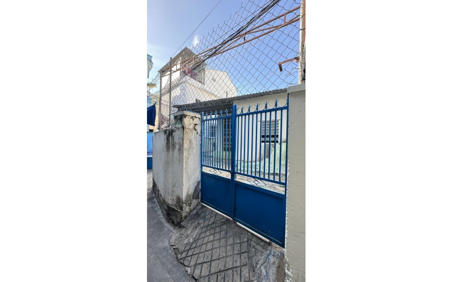 BÁN NHÀ CĂN GÓC CẤP 4 HẺM TRẦN QUÝ CÁP PHƯƠNG SÀI