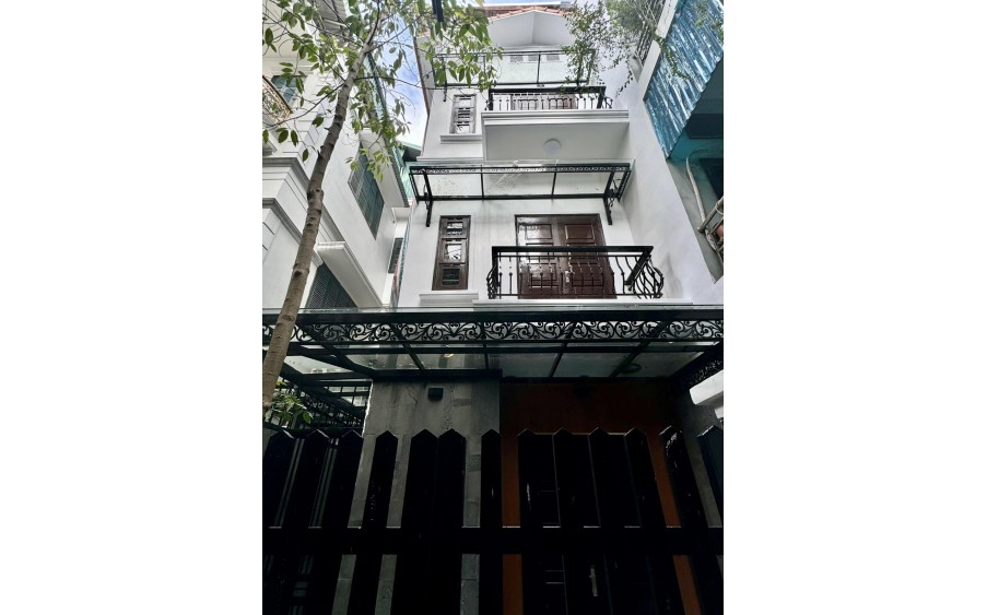 ĐẸP Ở NGAY-FULL NỘI THẤT, Ô tô đỗ cửa Phố Vương Thừa Vũ 60m2/ MT 4.5m 14.65 Tỷ