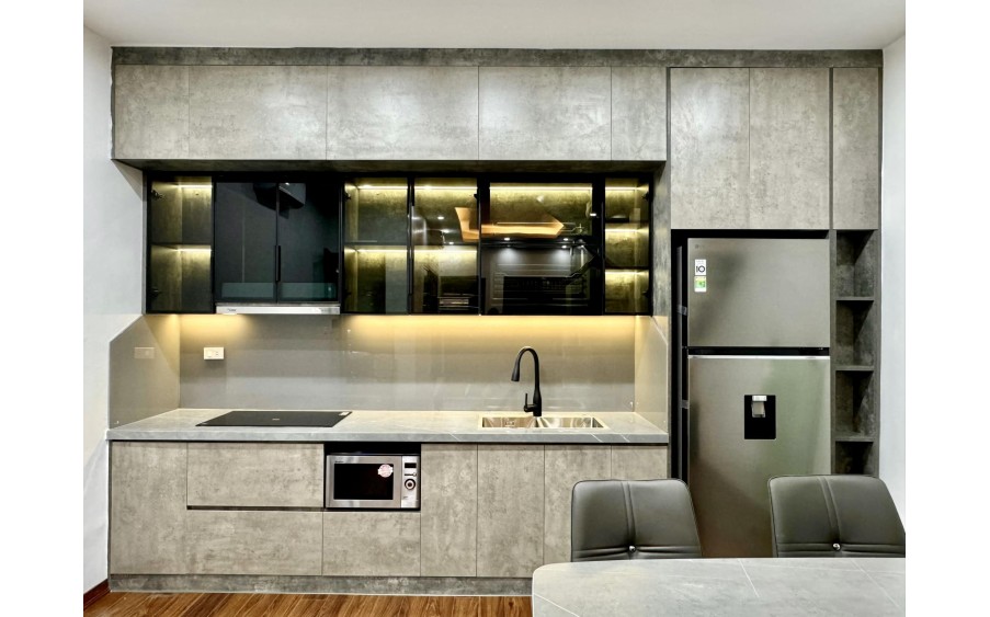 ĐẸP Ở NGAY-FULL NỘI THẤT, Ô tô đỗ cửa Phố Vương Thừa Vũ 60m2/ MT 4.5m 14.65 Tỷ