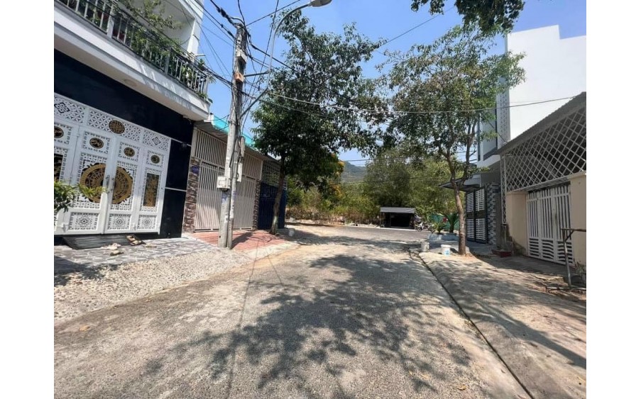 Bán lô Tái Định Cư Đất Lành - Vĩnh Thái- Nha Trang