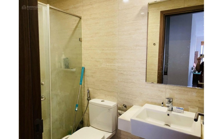 Hiếm ! căn 2PN2WC căn 74m vs 10m ban công - 84m2 sử dụng Full Nt giá 3.6 tỷ