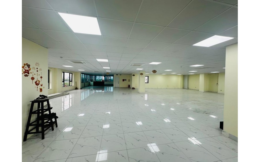 BÁN NHÀ HỒNG ĐÔ 650M2, MT 40M, 6 TẦNG, THÔNG SÀN KINH DOANH, CẠNH ĐƯỜNG ĐUA F1, THU NHẬP 1 TỶ/TH