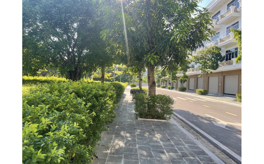 THANH TOÁN  1.8 TỶ NHẬN NHÀ. PHƯỜNG QUẢNG THẮNG. CHIẾT KHẤU ĐẾN 460 TRIỆU ĐỒNG. BAO SỔ. LH: 0966 343 969
