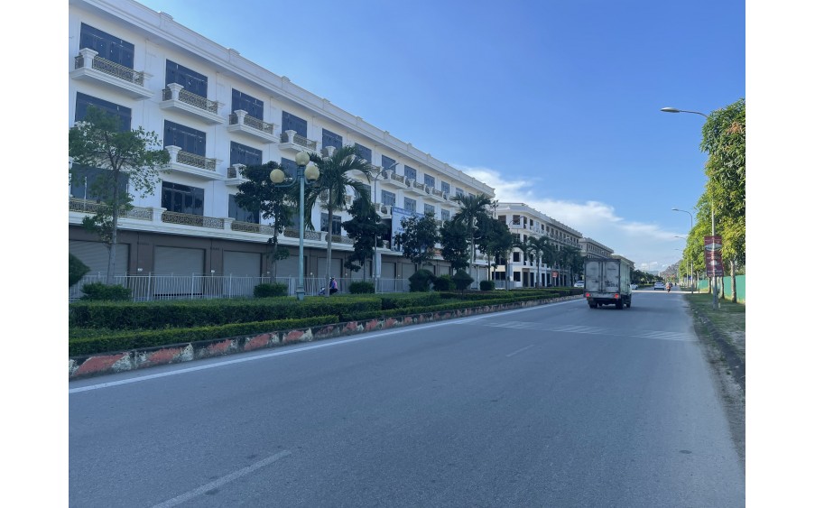 SHOPHOUSE 60M2, SỔ ĐỎ TRAO TAY. GIÁ 3.3 TỶ. NHẬN NHÀ 4 TẦNG. CĐT: 0966 343 969