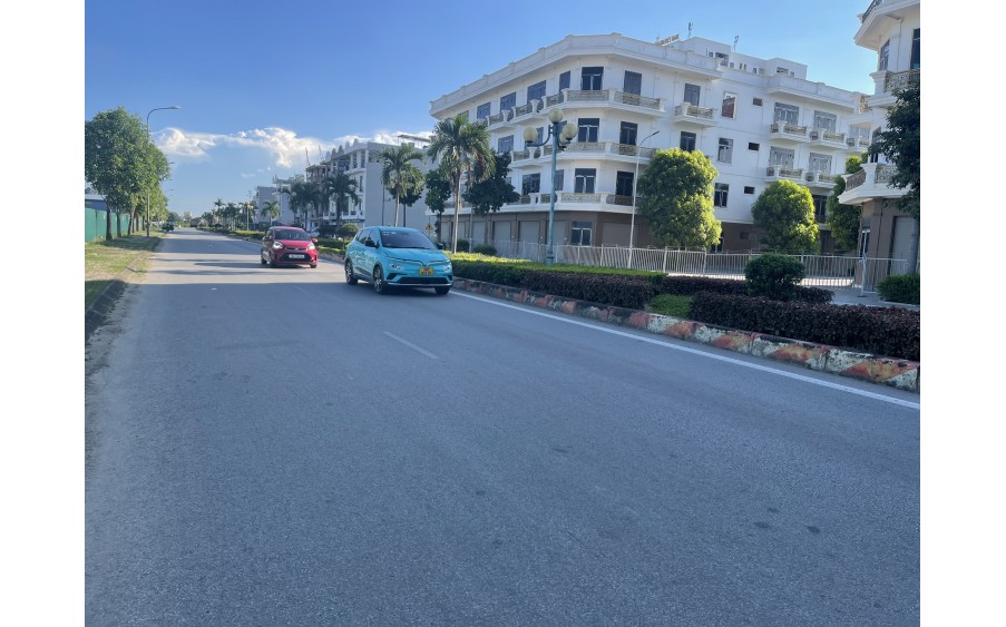 SHOPHOUSE 60M2, XÂY 4 TẦNG. GIÁ 3.3 TỶ. BAO PHÍ, SANG SỔ NGAY. CĐT: 0966 343 969