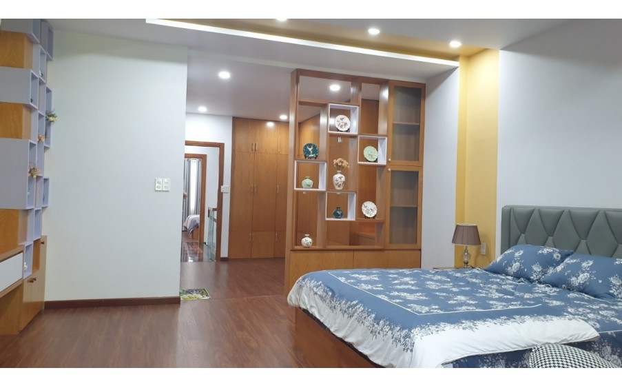 Bán nhà 5*19 sát Phạm Hữu Lầu Phường Phú Mỹ Quận 7 giá 17,5 tỷ