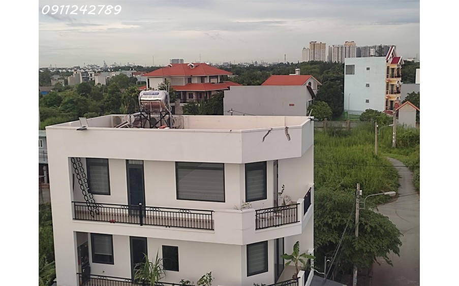 Ô Đất 2 Mặt tiền KDC Samsung Village, Bưng Ông Thoàn, Quận 9