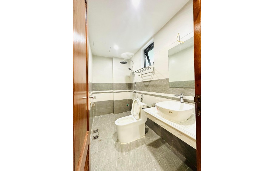 Bán nhà Nhân Hoà, nhà đẹp lung linh, 30m2, 5 tỷ