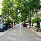 LIỀN KỀ KIẾN HƯNG, HÀ ĐÔNG, VỈA HÈ, THANG MÁY, GARA, HAI THOÁNG: 80M, 5T, MT: 7M, 17.5 TỶ