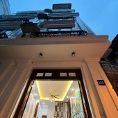 Bán nhà Đông Quan 32m2 -xây 6 tầng, giá nhỉnh 6 tỷ còn thương lượng.