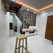 BÁN NHÀ TT ĐỐNG ĐA, 35M2, 4 TẦNG, GIÁ 4,5 TỶ - NỘI THẤT XỊN SÒ - NGÕ THÔNG KINH DOANH - GẦN OTO TRÁNH - TIỆN ÍCH NGẬP TRÀN - TỔ DÂN PHỐ HÒA ĐỒNG THÂN