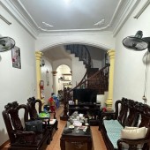 PHÂN LÔ NGUYỄN VĂN HUYÊN - CGIẤY 40M2*4T*4M, NHÀ HAI THOÁNG, DÂN XÂY CHẮC CHẮN, OTO ĐỖ CỬA