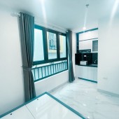 CCMN Cầu Giấy, thang máy, sát phố, 9 phòng, doanh thu khủng, 40m2, nhỉnh 8 tỷ