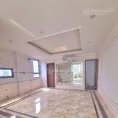 Hiếm! Hoa hậu mặt phố nguyễn khang 63m2 view Láng. G63 tránh đỗ, vỉa hè đá bóng. TM xịn. KD đỉnh