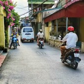 BÁN NHÀ NGÕ RỘNG THÊNH THANG ,HẰNG XÓM PAKCYTY LA KHÊ -HÀ ĐÔNG.