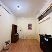 Nhỉnh 3 tỷ có hộ khẩu Tây Hồ - Thuỵ Khuê 32 m nhà 4 tầng ngõ thông gần phố lh 0817606560