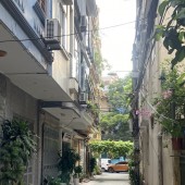 Bán nhà Hoàng Quốc Việt, Nghĩa Tân,DT50m2, 5T,MT4,5m giá nhỉnh 8 tỷ