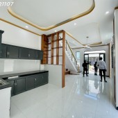 bán nhà mới xây cách Chợ 600m Sổ Riêng Thổ Cư