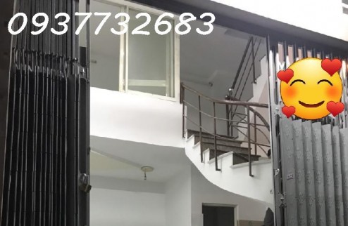 Nhà 2// Trường Chinh, Quận 12 - ngay chợ Lạc Quang, nhà thờ Lạc Quang - giá 2ty680