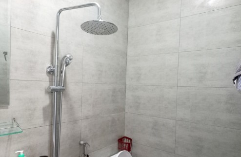 Nhà MT Khu Phân lô Bình Chiểu, 4.7x11, 3 Tầng mới, ÔTô tránh, 3PN,4W Tỷ WC, 3.95 tỷ