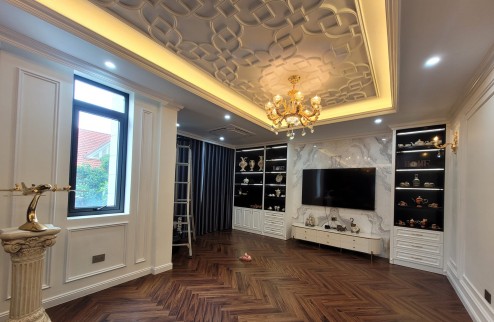 Bán Nhà Thái Hà, Đống Đa: 37m², 5 Tầng, 9.4 Tỷ Nhanh Trong Ngày.