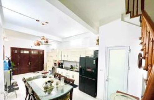 CỰC GẤP! PHỐ YÊN PHỤ, TÂY HỒ, VỈA HÈ, KD Ô TÔ, SÁT MẶT HỒ TÂY: 45M, 5T, MT: 4M, GIÁ 12 TỶ