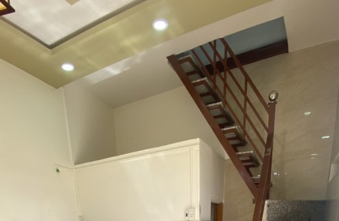BÁN NHÀ MẶT TIỀN ĐƯỜNG VẠN HOÀ- CHỢ ĐẦM - NHA TRANG