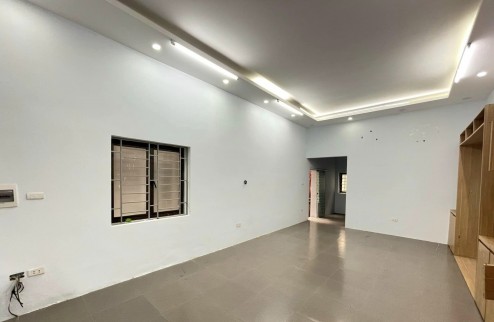 Bán Nhà Vị Trí Đẹp Tại Xã Đàn - Gần Phố - Thẳng Ngõ - An Sinh - Sổ Đỏ Chính Chủ - Giao Dịch Ngay