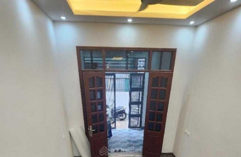 Bán nhà Định Công Thượng Hoàng Mai,sẵn nhà 4 tầng, chủ mới sẵn về ở, ngõ thông, có ô chờ thang máy