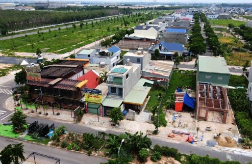 Tái định cư Sân bay Quốc tế Long Thành, Lộc An - Bình Sơn. Trục chính D10, 250m2, 7 tỷ Lh 0917511235