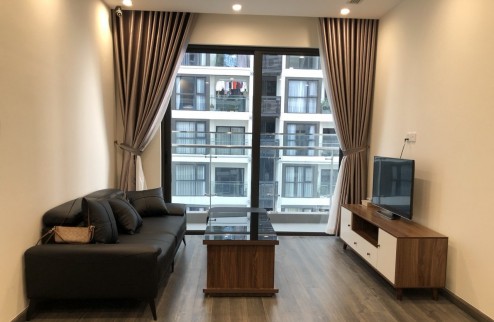 Chính chủ nhờ bán 4 căn:Studio 1tỷ 5 và 2pn 69m2 3tỷ (đang ở) căn 1pn 2tỷ và 2pn 2.4tỷ đang cho thuê. (tại dự án Vinhomes Smart City)