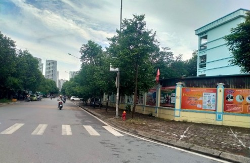 Bán đất Tây Nam  Linh Đàm- Hoàng Mai, 60 m2, mặt tiền 5 m, giá 11 tỷ.