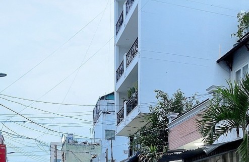 Bán nhà quận 10, Tô Hiến Thành, 2.6*6.5m, nhà 2 tầng, xe hơi đổ cửa,có thể ở và kinh doanh, 2.9T