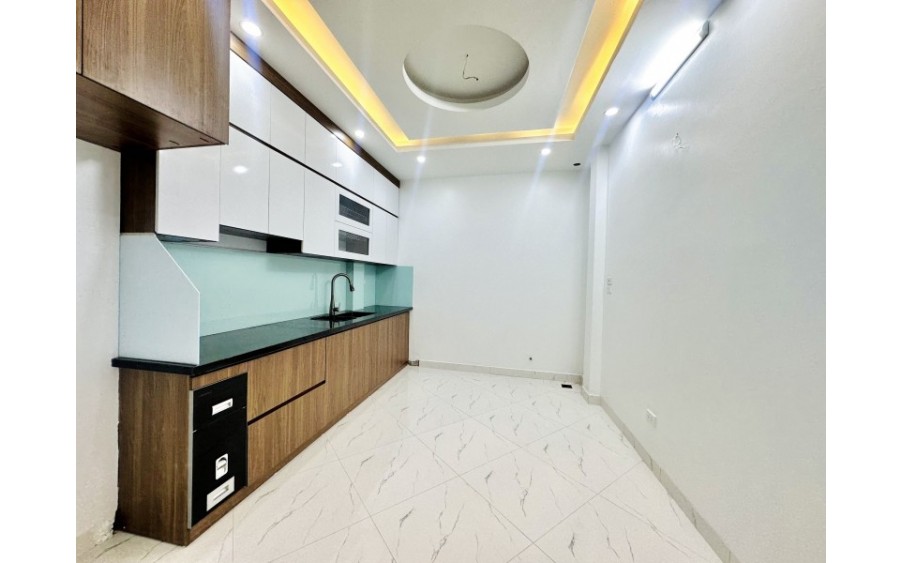 Bán Nhà Tập Thể - Ngõ Thổ Quan, Trung Phụng, Đống Đa, 70m2