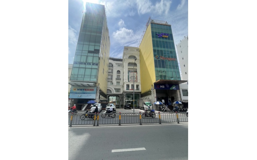 Bán BUILDING MẶT TIỀN KD đường Nguyễn Phúc Nguyên,Q.3,DT:11mx15m,KC:HẦM,9 lầu,THANG MÁY,Giá:61,5 tỷ