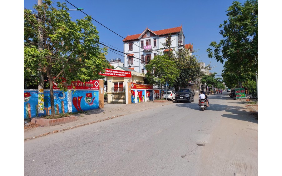 Cắt lỗ đất DV Di Trạch, 150m, vỉa hè, xe tải, kinh doanh, giá 20.5 tỷ